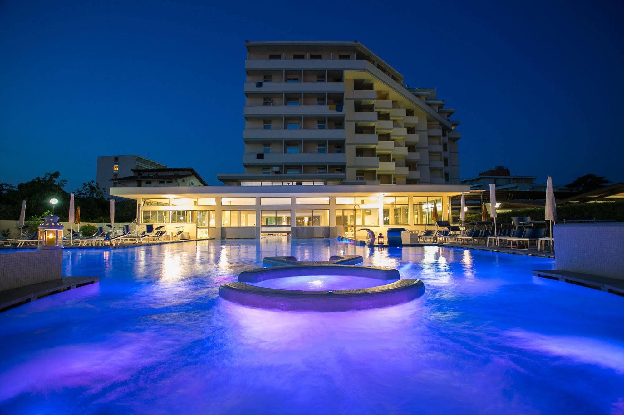 אבנו טרמה Hotel Terme Abano Verdi מראה חיצוני תמונה